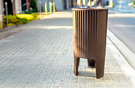 papelera econova imitación corten instalada