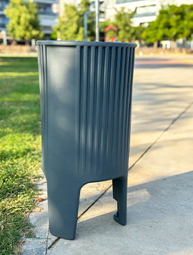 papelera econova gris instalada